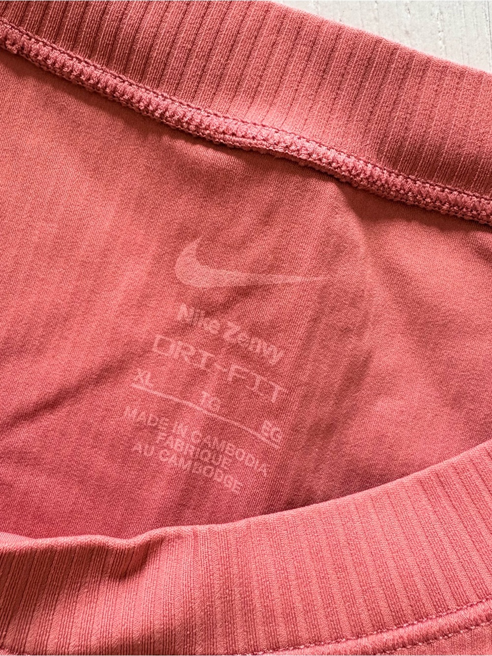 Nike Rust Red Ribbed Trim Tank Top - Picture 3 of 3